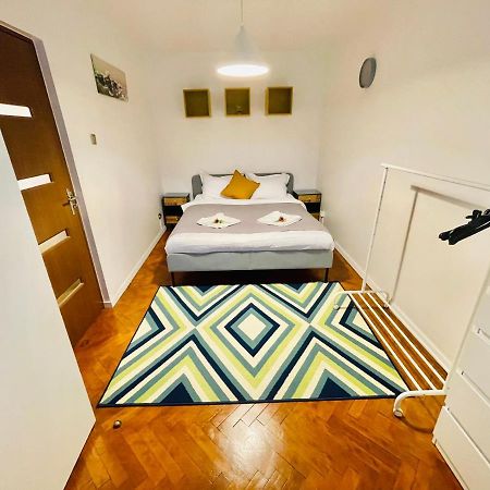 Modern Place To Stay-Self Check-In Nonstop 24H-Wifi Решица Екстериор снимка