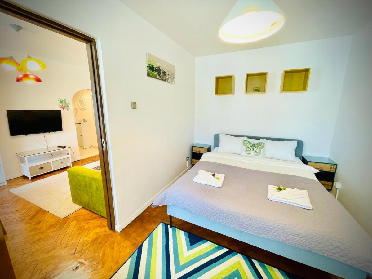 Modern Place To Stay-Self Check-In Nonstop 24H-Wifi Решица Екстериор снимка