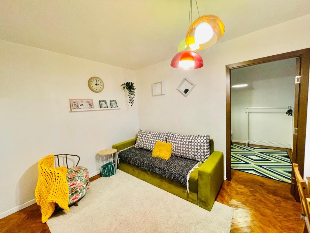 Modern Place To Stay-Self Check-In Nonstop 24H-Wifi Решица Екстериор снимка