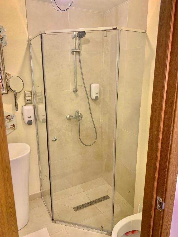 Modern Place To Stay-Self Check-In Nonstop 24H-Wifi Решица Екстериор снимка